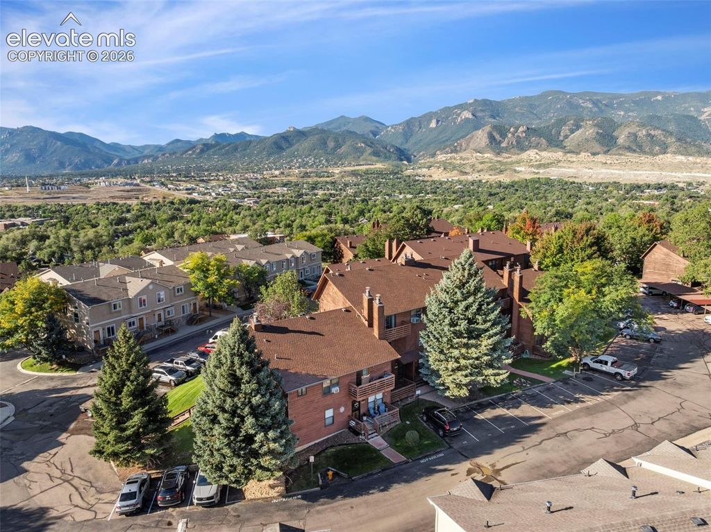 2228 Stepping Stones Way, Colorado Springs, CO 80904 — exterior