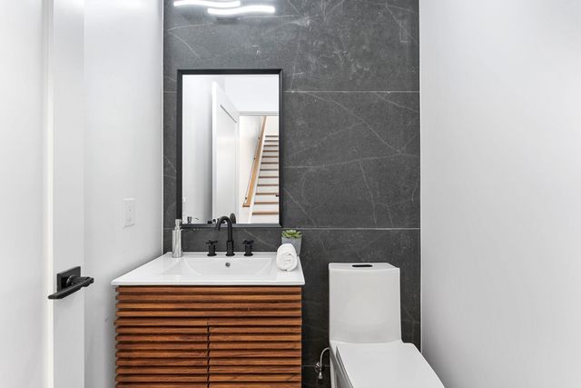 230 GRANT AVE, Cliffside Park, NJ 07010