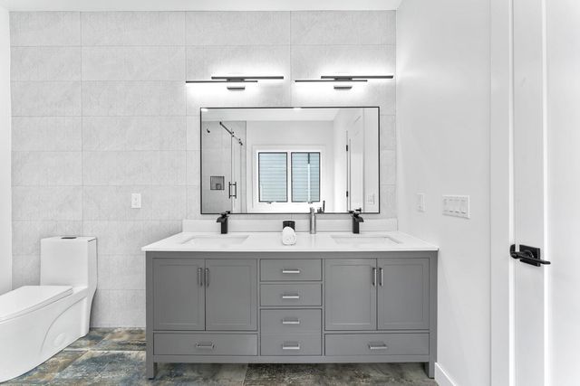 230 GRANT AVE, Cliffside Park, NJ 07010