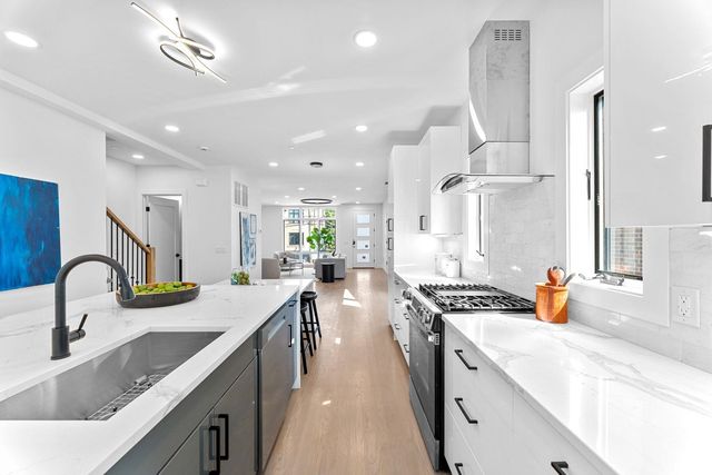 230 GRANT AVE, Cliffside Park, NJ 07010