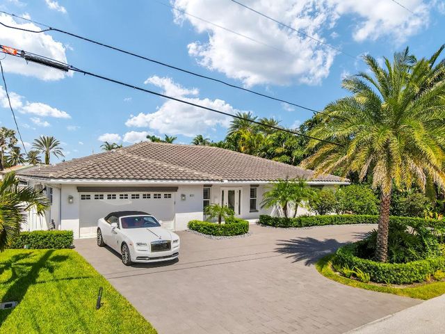 831 Dover Street, Boca Raton, FL 33487