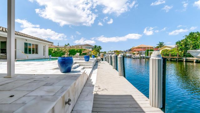 831 Dover Street, Boca Raton, FL 33487