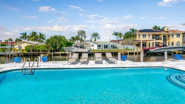 831 Dover Street, Boca Raton, FL 33487