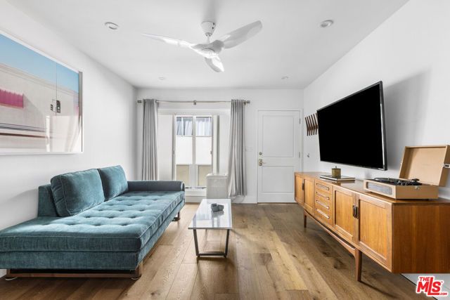 1929 Tamarind Avenue 8, Los Angeles, CA 90068