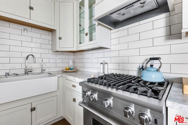 1929 Tamarind Avenue 8, Los Angeles, CA 90068