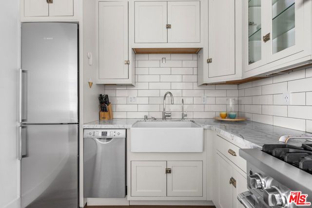 1929 Tamarind Avenue 8, Los Angeles, CA 90068