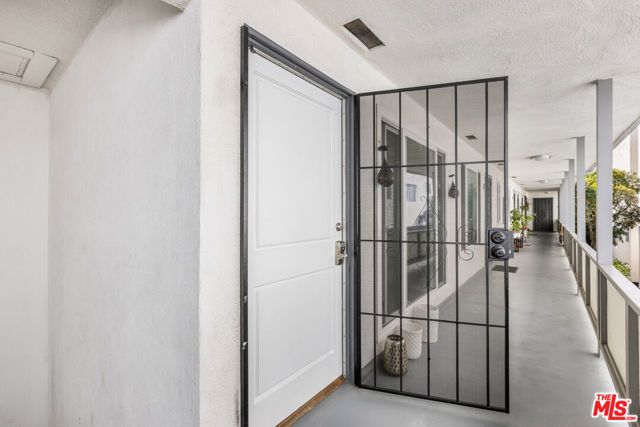 1929 Tamarind Avenue 8, Los Angeles, CA 90068