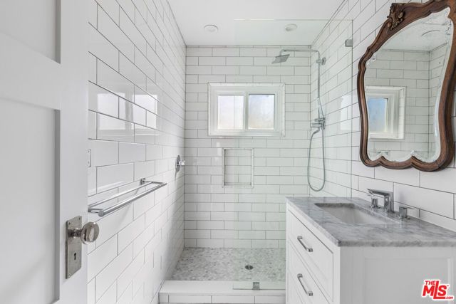 1929 Tamarind Avenue 8, Los Angeles, CA 90068