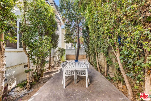 1929 Tamarind Avenue 8, Los Angeles, CA 90068