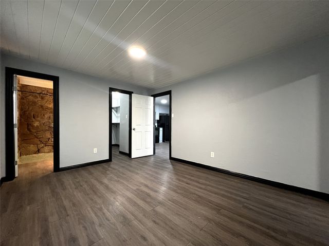 5205 Calloway Street B, Sansom Park, TX 76114