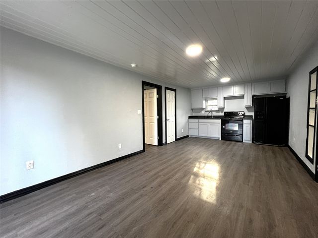 5205 Calloway Street B, Sansom Park, TX 76114
