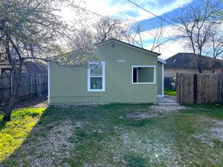 5205 Calloway Street B, Sansom Park, TX 76114