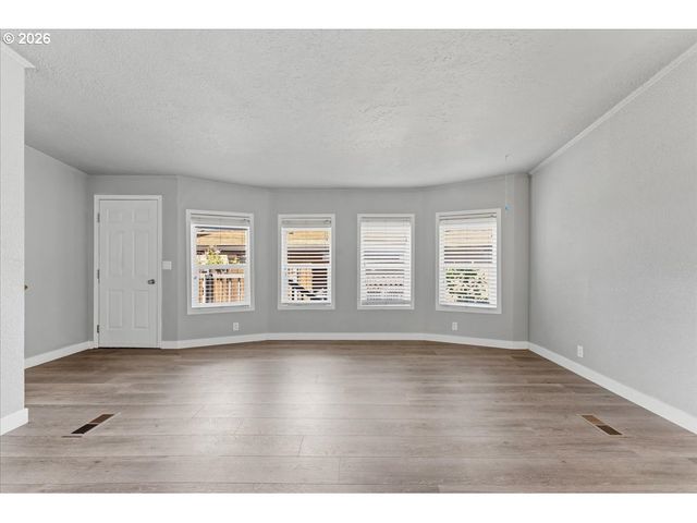 8300 Ne QUATAMA St 159, Beaverton, OR 97006