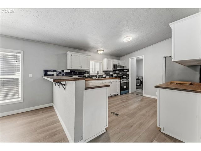 8300 Ne QUATAMA St 159, Beaverton, OR 97006