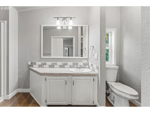 8300 Ne QUATAMA St 159, Beaverton, OR 97006