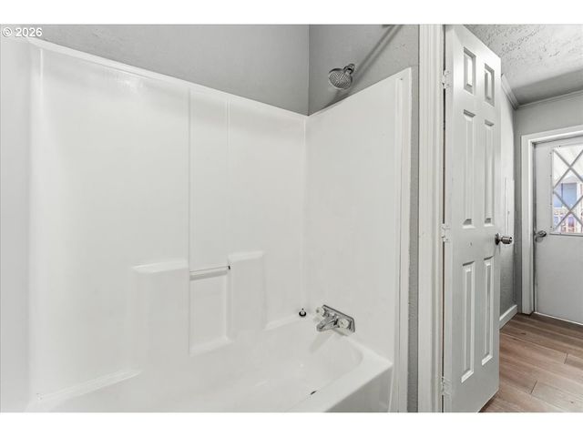 8300 Ne QUATAMA St 159, Beaverton, OR 97006