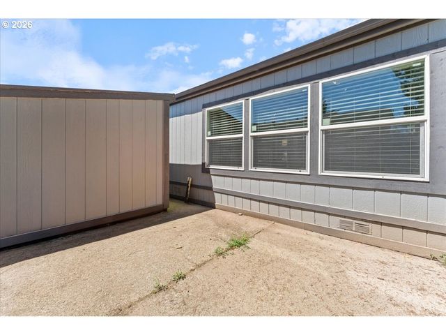 8300 Ne QUATAMA St 159, Beaverton, OR 97006