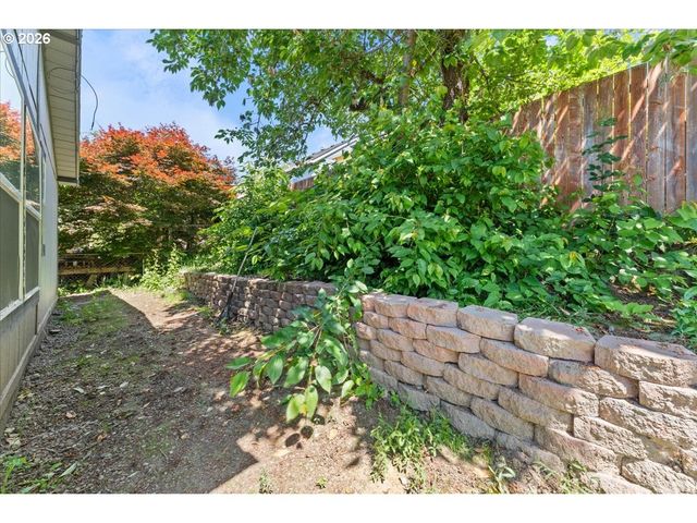8300 Ne QUATAMA St 159, Beaverton, OR 97006