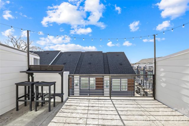 5044 York Park Lane, Charlotte, NC 28217