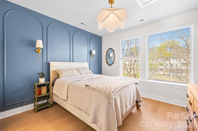 5044 York Park Lane, Charlotte, NC 28217