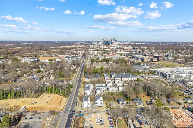 5044 York Park Lane, Charlotte, NC 28217