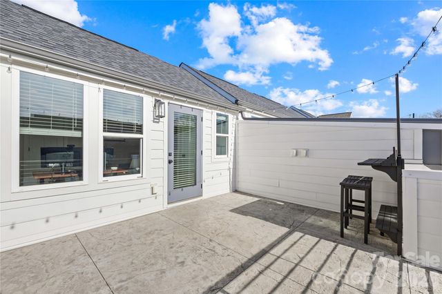 5044 York Park Lane, Charlotte, NC 28217