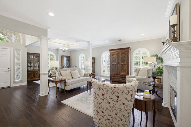 6524 Shoal Creek Road, Fort Worth, TX 76132