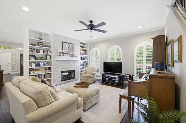 6524 Shoal Creek Road, Fort Worth, TX 76132