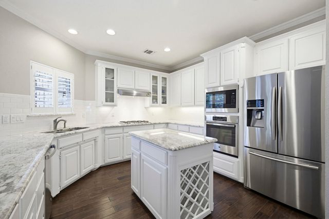 6524 Shoal Creek Road, Fort Worth, TX 76132