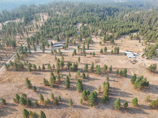 5812 Martha Boardman Rd, Wellpinit, WA 99040