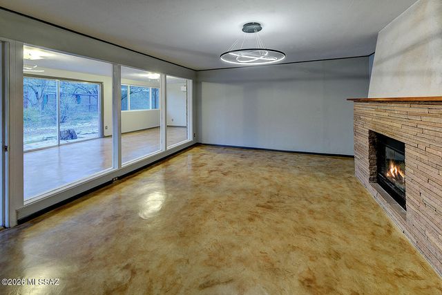 4231 N Bidahochi Drive, Tucson, AZ 85749