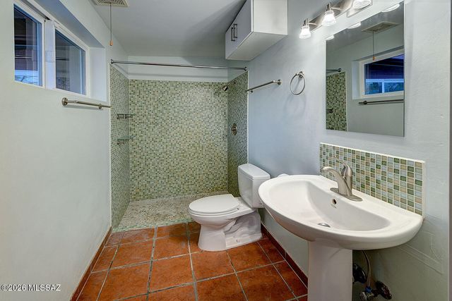 4231 N Bidahochi Drive, Tucson, AZ 85749