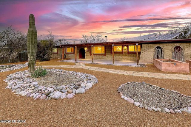 4231 N Bidahochi Drive, Tucson, AZ 85749