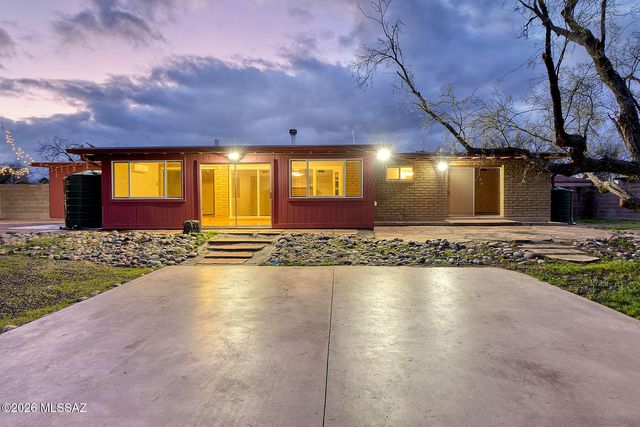 4231 N Bidahochi Drive, Tucson, AZ 85749
