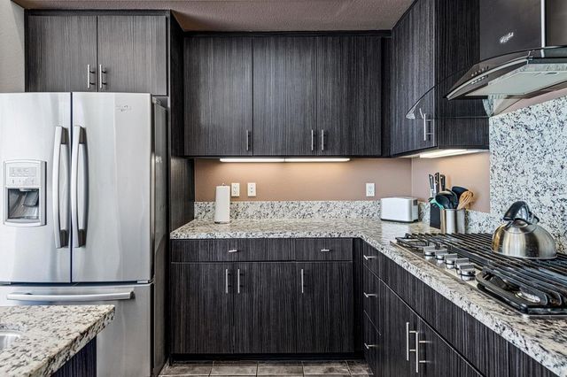 1054 Paz Drive, Palm Springs, CA 92262