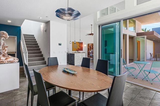 1054 Paz Drive, Palm Springs, CA 92262