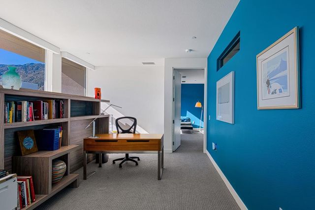 1054 Paz Drive, Palm Springs, CA 92262