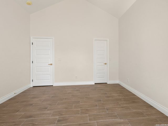 4811 Blue Beech Dr, Elmendorf, TX 78112