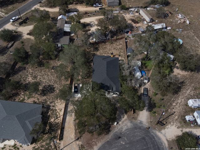4811 Blue Beech Dr, Elmendorf, TX 78112