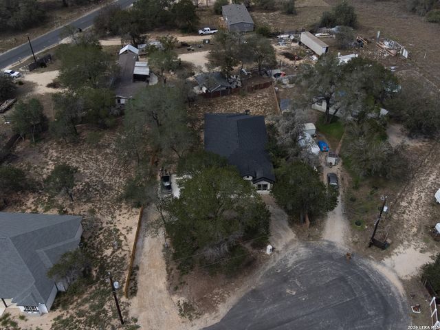 4811 Blue Beech Dr, Elmendorf, TX 78112