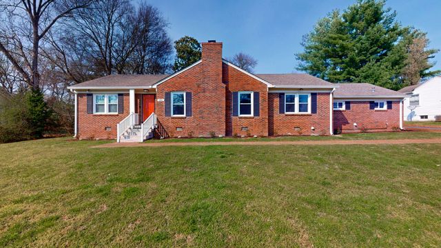 104 Park Cir, Columbia, TN 38401