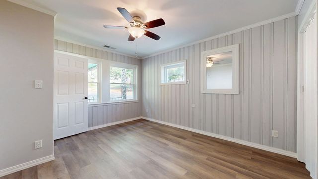 104 Park Cir, Columbia, TN 38401