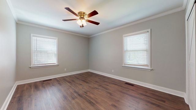 104 Park Cir, Columbia, TN 38401