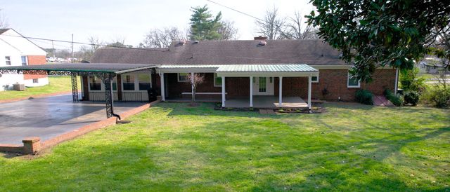 104 Park Cir, Columbia, TN 38401