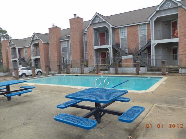 2402 Sycamore Avenue B2, Huntsville, TX 77340