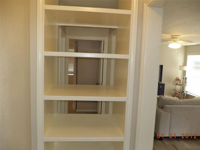 2402 Sycamore Avenue B2, Huntsville, TX 77340