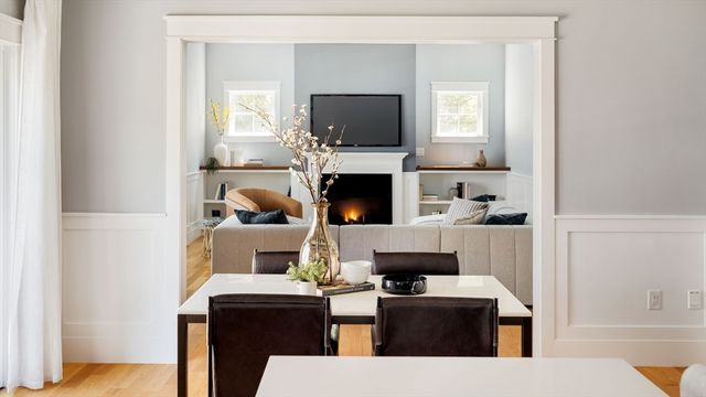 19 Cottage St, Lexington, MA 02420