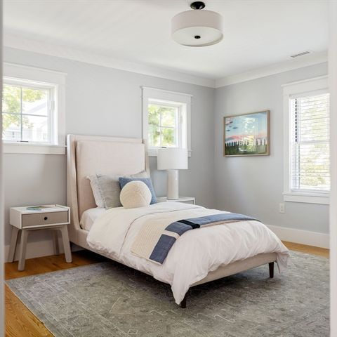 19 Cottage St, Lexington, MA 02420