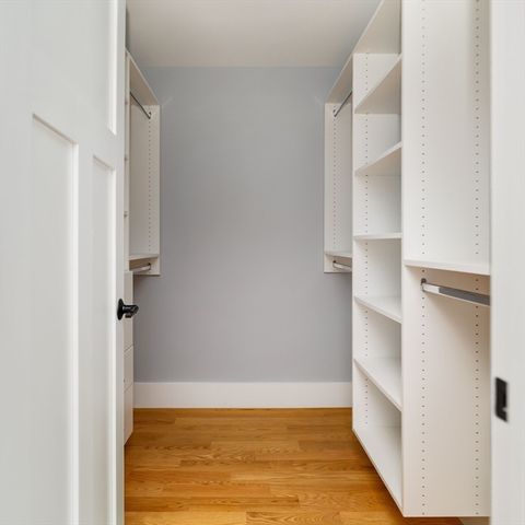 19 Cottage St, Lexington, MA 02420