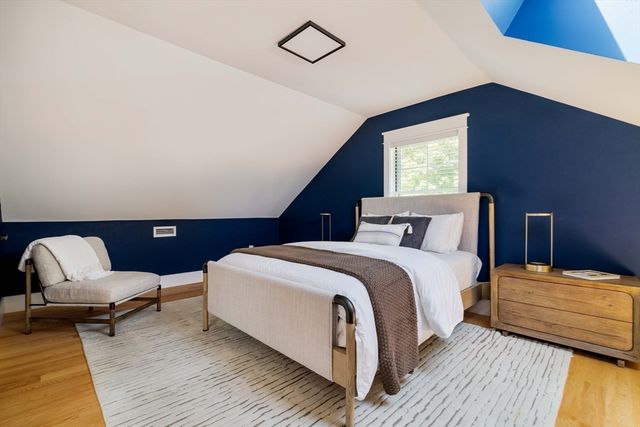 19 Cottage St, Lexington, MA 02420